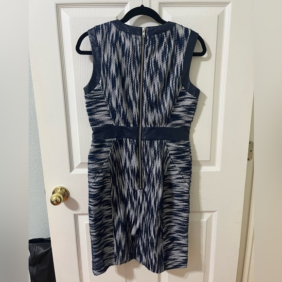 Milly Navy and White Dress Size 8 - Picture 5 of 5